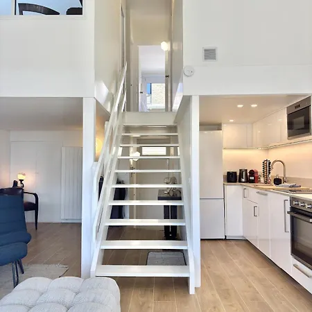 Le Ponant Duplex 3 Bedrooms, 1 Extra, Sea View, Sunset, Parking דירה