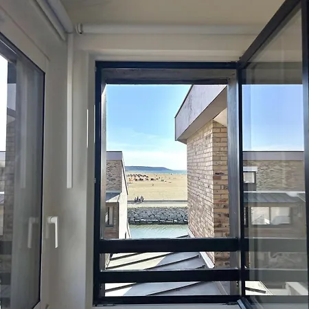 דירה Le Ponant Duplex 3 Bedrooms, 1 Extra, Sea View, Sunset, Parking דוביל