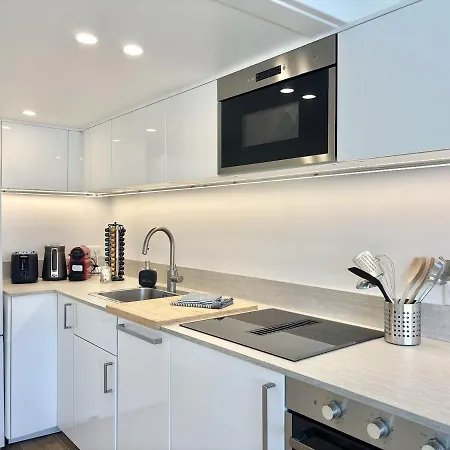 Le Ponant Duplex 3 Bedrooms, 1 Extra, Sea View, Sunset, Parking דירה דוביל